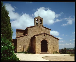 Kilátás a templomra (820)