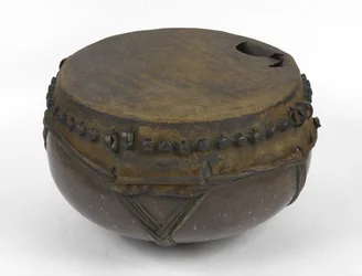 Szudáni vízforraló dob, 1898 körül (réz)
