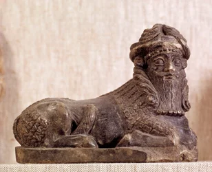 Keleti ókor: bika Pie androcephale. Bronz és ezüst szobrocska. sumér korszak. Sumerból. Párizs, Louvre Múzeum