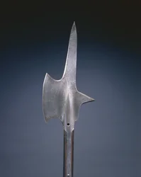 Alabárd (acél és fa)
