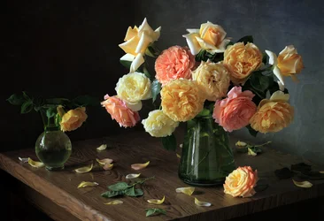 Moody Rose csendélet