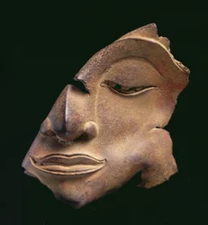 fej (bronz)