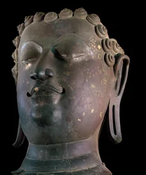 Óriás Buddha fej, Lanna stílusú (bronz)