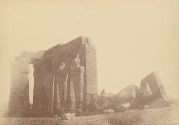 Közeli kilátás a Ramesseum kolosszusára