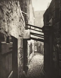 83. számú udvar, High Street (10. szám)