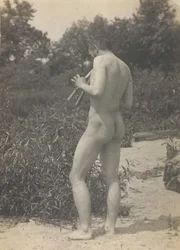 Thomas Eakins, akt, fuvolán játszik, kb. 1883