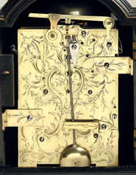 Részlet egy III. György ütős asztali óráról, 1770 körül (fa, üveg és fém) (lásd még: 491921)