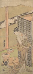 Egy oiran éjszakai öltözékben, megáll, egyik kezével az ágyát körülvevő képernyőn..., kb. 1770.