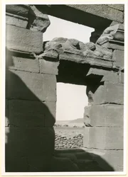 Architrave templomban, Naqa, Szudán, Ugo Monneret de Villard fotója