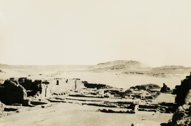 Kereskedelmi terület a Szent Simeon kolostorban, Asszuán, Egyiptom, fotó: Ugo Monneret de Villard