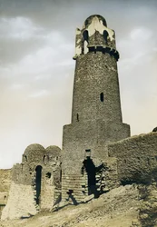 Az al-Mashhad al-Bahari minaretje, Asszuán közelében, Egyiptom, Ugo Monneret de Villard fotója.