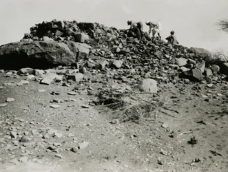 Romok a Goz Regeb régióban, Szudán, Ugo Monneret de Villard fotója, 1925 körül.