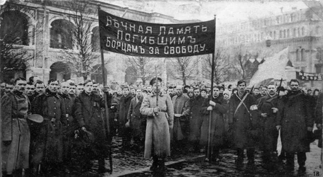 Gyászszertartás a februári forradalom áldozataira, Oroszország, 1917.