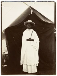 Abesszin nő, 1910 körül (zselatin ezüst nyomat)