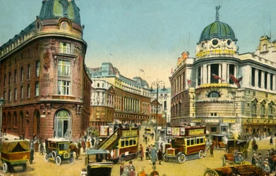 Aldwych, London, 1910.