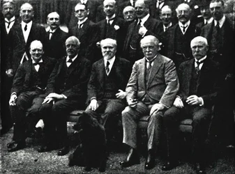 10. szám alatt, Downing Street, 1922, 1945.