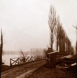 Híd az Ailette folyón, Franciaország északi részén, 1918