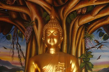 Buddha-szobor a Wat Dab Phaiban, Chiang Mai államban. Thaiföld