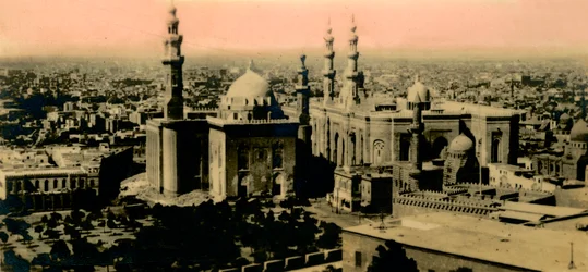 Kairó: Általános nézet és Hasszán szultán mecset, c1918-c1939.