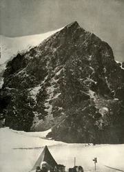Tábor december 17-én a Ferrar-gleccsernél a Sentinel Rock alatt, 1908, 1909