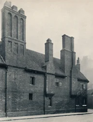 Charterhouse. Mosó udvar, külső, nyugati front, 1925