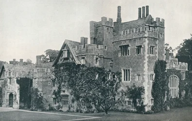 Compton Wynyates, Warwick, 1915
