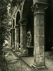 A Palazzetto Venezia udvara, Róma, Olaszország, 1908.