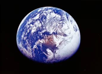 Föld az űrből, az Apollo 16 űrszonda fényképezte, 1972. április 16