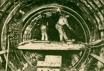 Alagutak bővítése a városi és a dél-londoni vasúton, új és régi átmérők bemutatása, 1930.