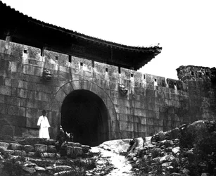 Templom bejárata, Korea, 1900