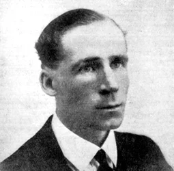 Ernest Raymond 1888-1974, brit regényíró, 20. század eleje
