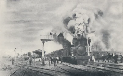 Az interkoloniális vasút első vonata elhagyja Kalgoorlie-t, 1923.