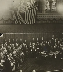 A londoni City szabadságát Theodore Rooseveltre ruházták át a londoni Guildhallban