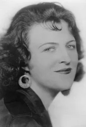 Gracie Fields 1898-1979 angol énekes és komikus, 1920-as évek
