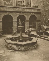St. Ethelburga temetője, Bishopgate, Az élők nyughelye, 1935.