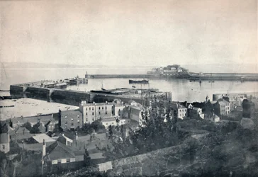 Guernsey – St. Peter-Port és Castle Cornet, 1895