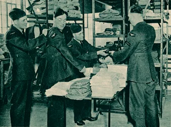 Berendezéskiadás, 1940