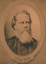 James Hudson Taylor 1832-1905, brit protestáns keresztény misszionárius Kínában, 1910-es évek