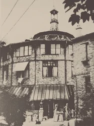 A méhkas, Montparnasse, c. 1918.