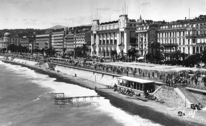A Palais de la Mediterranee a Promenade des Anglais-n, Nizza, Dél-Franciaország, XX. század eleje