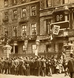 Mafeking Relived, 1900, 1933.