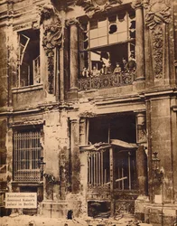 A népi tengerészgyalogos hadosztály tagjai a városi palota erkélyén, 1918. december, 1918., 193.