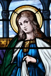 Mezilles templom. Ólomüveg ablak. Sainte Eliane. Franciaország
