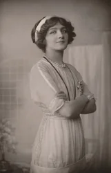Lily Elsie kisasszony, 1886-1962, mint Alice a dollár hercegnőben, 1930.