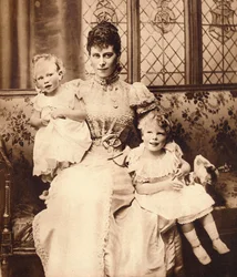 Anya és fiai, c1899, 1935