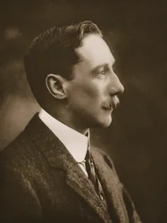 Hugh Peel úr, 1911.