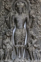 India Nemzeti Múzeuma, Delhi. Visnu. Pála, Kr. u. 9.-10. század. Kelet-India. Kő. Részlet. India.
