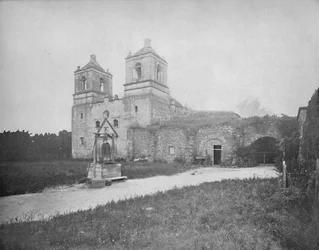 Régi spanyol misszió, San Antonio, Texas, 1897.