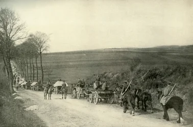 Útban az árkok felé, 1919.