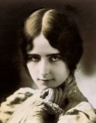 Cleo de Merode portréja. Fénykép, 1900 körül.